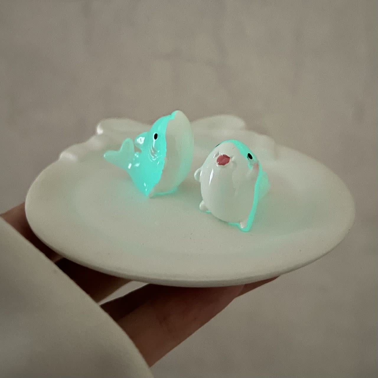 فیگور دلفین شب تاب