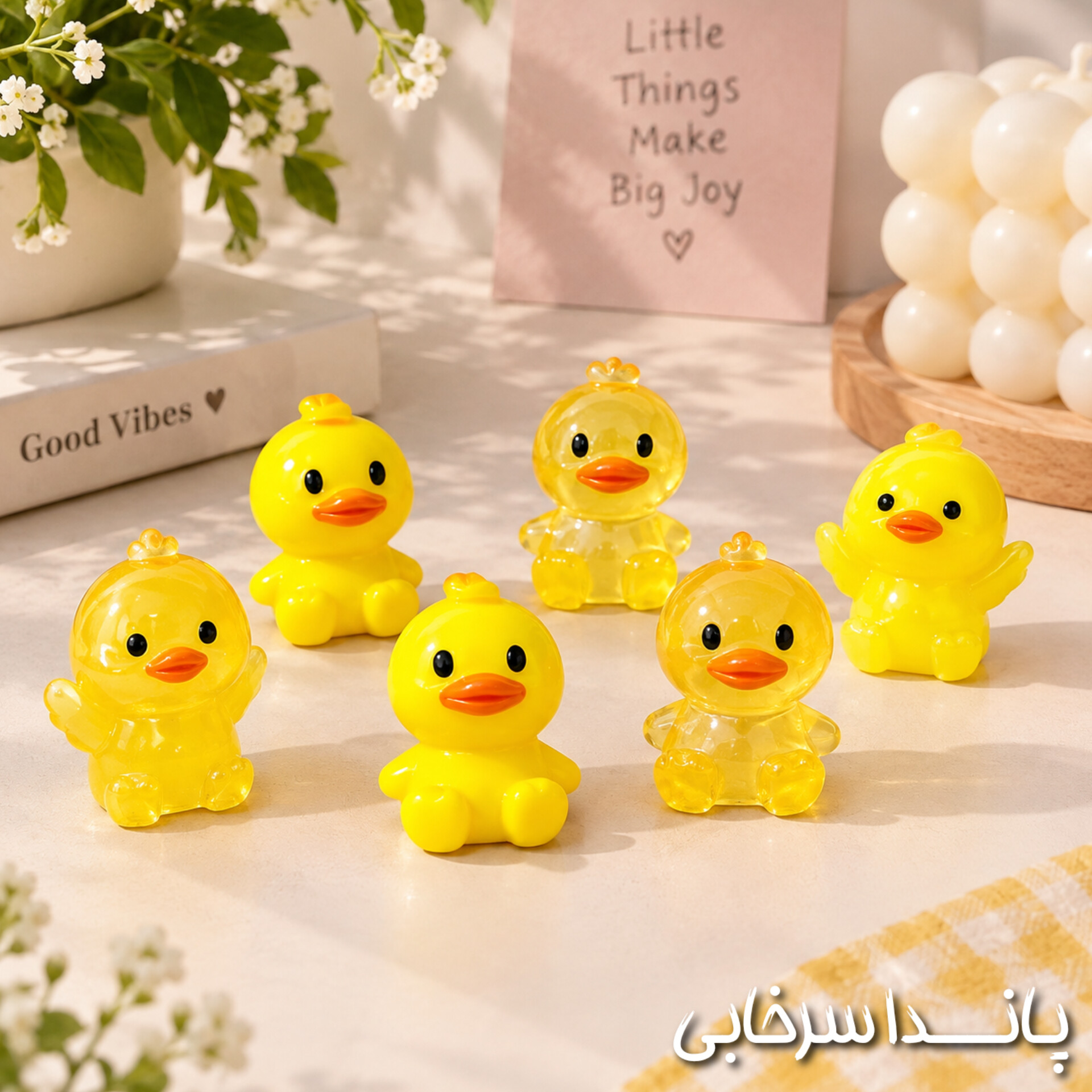 فیگور جوجه زرد فانتزی با چسب مخصوص
